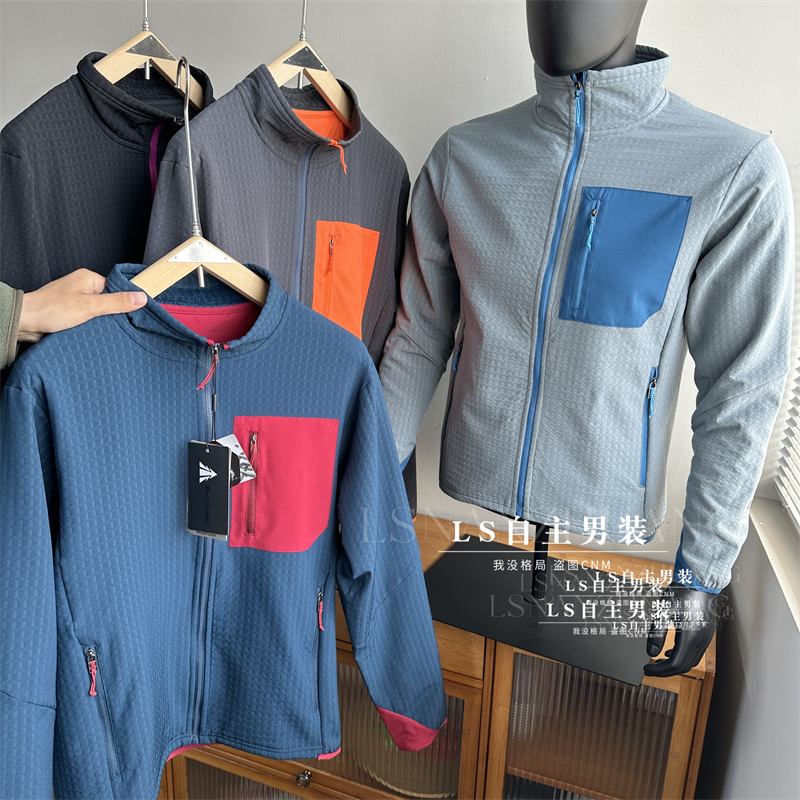 平替款！轻奢级别男女情侣春季新款户外立领撞色软壳抓绒衣外套