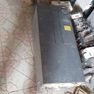 议价拆机剪线西门子440型45Kw变频器用二项变38