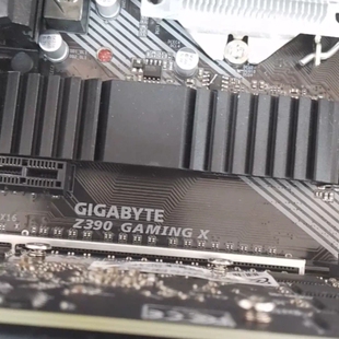 议价技嘉Z390 GAMING X主板，成色轻微使用痕迹，功