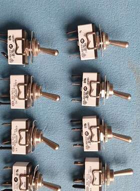 议价法国APEM8摇臂钮子开关 3脚2档 636H