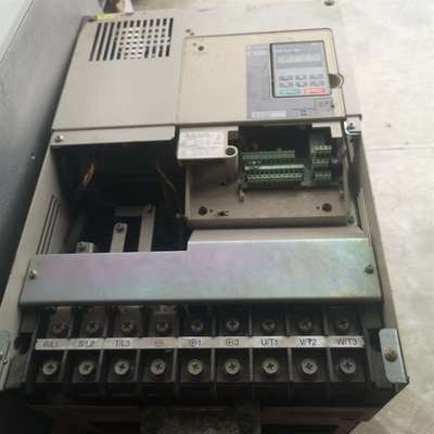 议价安川变频器CIMR-EB4A0103AAA拆机55KW实物拍