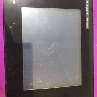 议价三菱GT1050-QBBD-C触摸屏,功能完好,实物