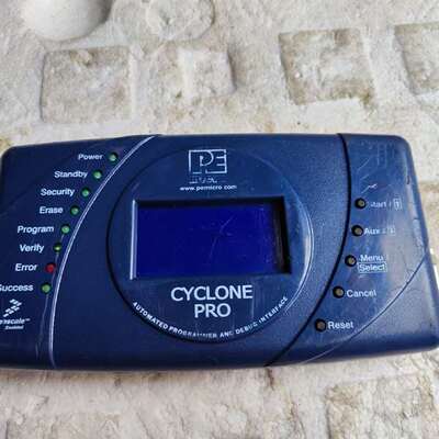 {议价}PE micro  CYCLONE PRO  离线下载器