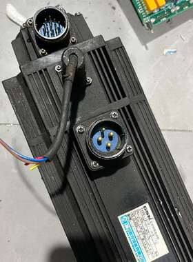 议价拆机广数抱闸电机一台，型号是130ST-MZ150B