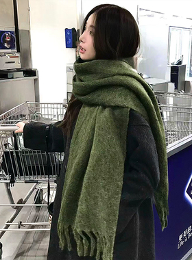 清冷复古绿！羊毛混纺纯色围巾