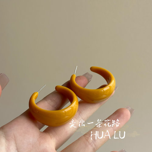 法式显脸小个性半圆形ins耳饰