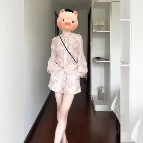 慵懒风长袖夏季衬衫小个子女装2025气质碎花套装减龄新款温柔短裤