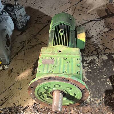 可维修SEW-EURODRIVE减速机，型号RF107 DV160议价