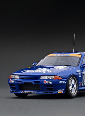 IG 18 CALSONIC SKYLINE (#12) 1992 JTC With Mr. Hoshino带人偶