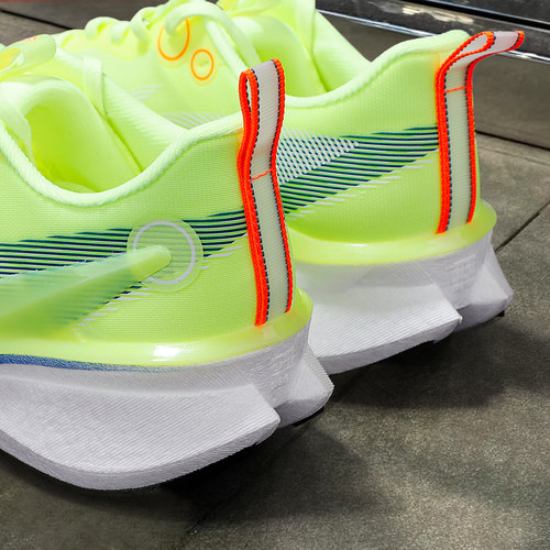 李宁赤兔8PRO全掌䨻跑步鞋