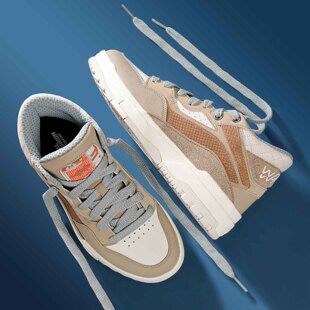 李宁板鞋男款2025冬季新款惟吾加厚软弹中帮经典运动鞋子AGCU155