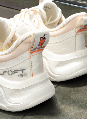 李宁SOFT GO 2 WMS运动休闲鞋女2025新款网面透气软弹女鞋AGLV040