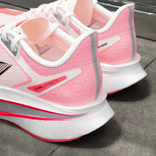 李宁飞电6C跑步鞋男2026春季新款反光䨻丝轻质透气竞速专业跑鞋