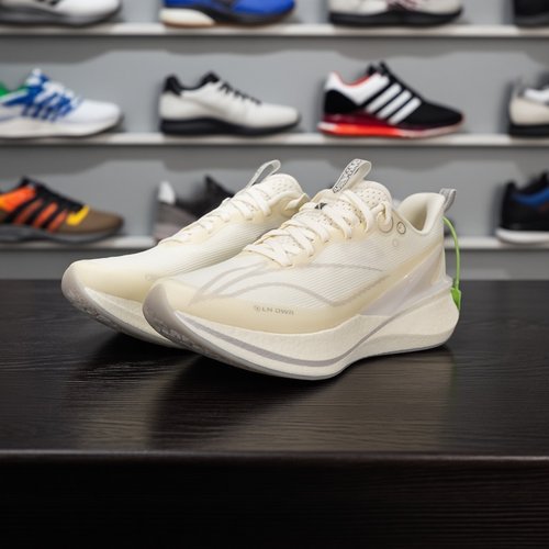 李宁赤兔8pro跑步鞋女2025冬季新品秋冬款加厚防泼水舒适运动鞋