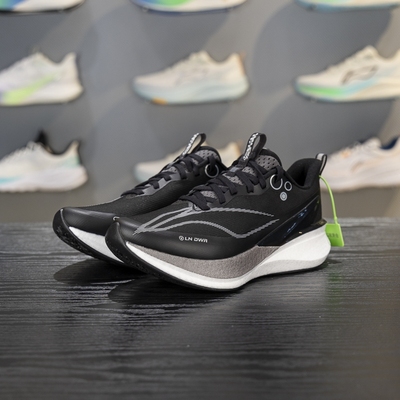 李宁秋冬款赤兔8pro跑步鞋女2025冬季新品加厚防泼水减震运动鞋