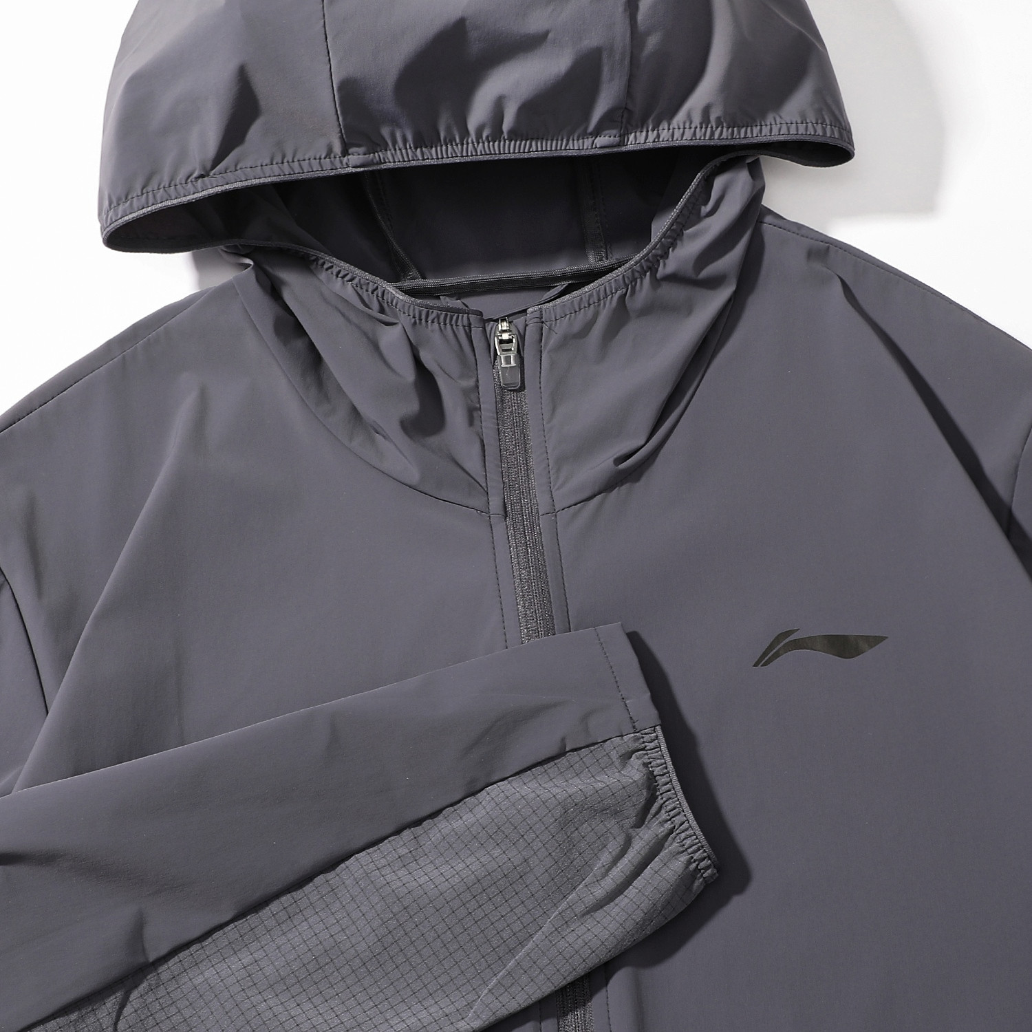 李宁冰感舒适吸湿排汗防晒运动风衣男款2026夏季新款休闲外套上衣