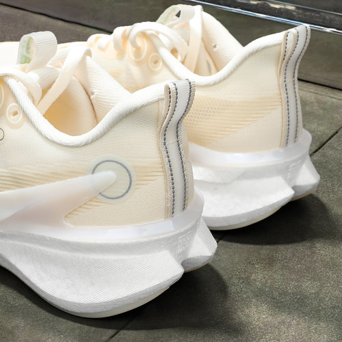 李宁跑步鞋女鞋赤兔8pro竞速跑鞋2025新款超轻软弹舒适运动鞋女