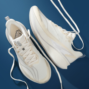 李宁秋冬款赤兔8pro跑步鞋女2025冬季新品加厚鞋面运动鞋竞速跑鞋