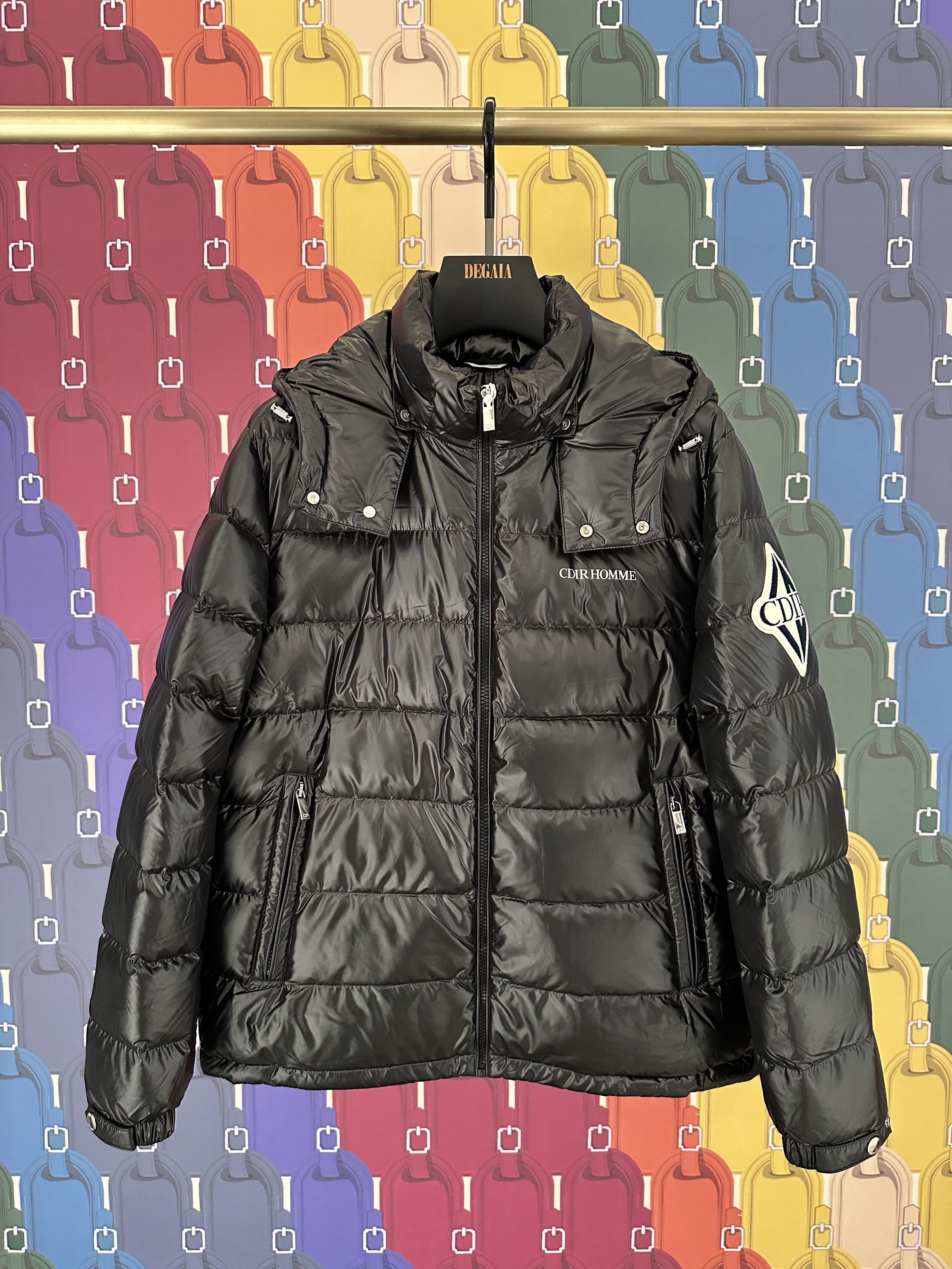 CDHOMME 25秋冬新款 男士胸前字母印花连帽羽绒服CD55950569