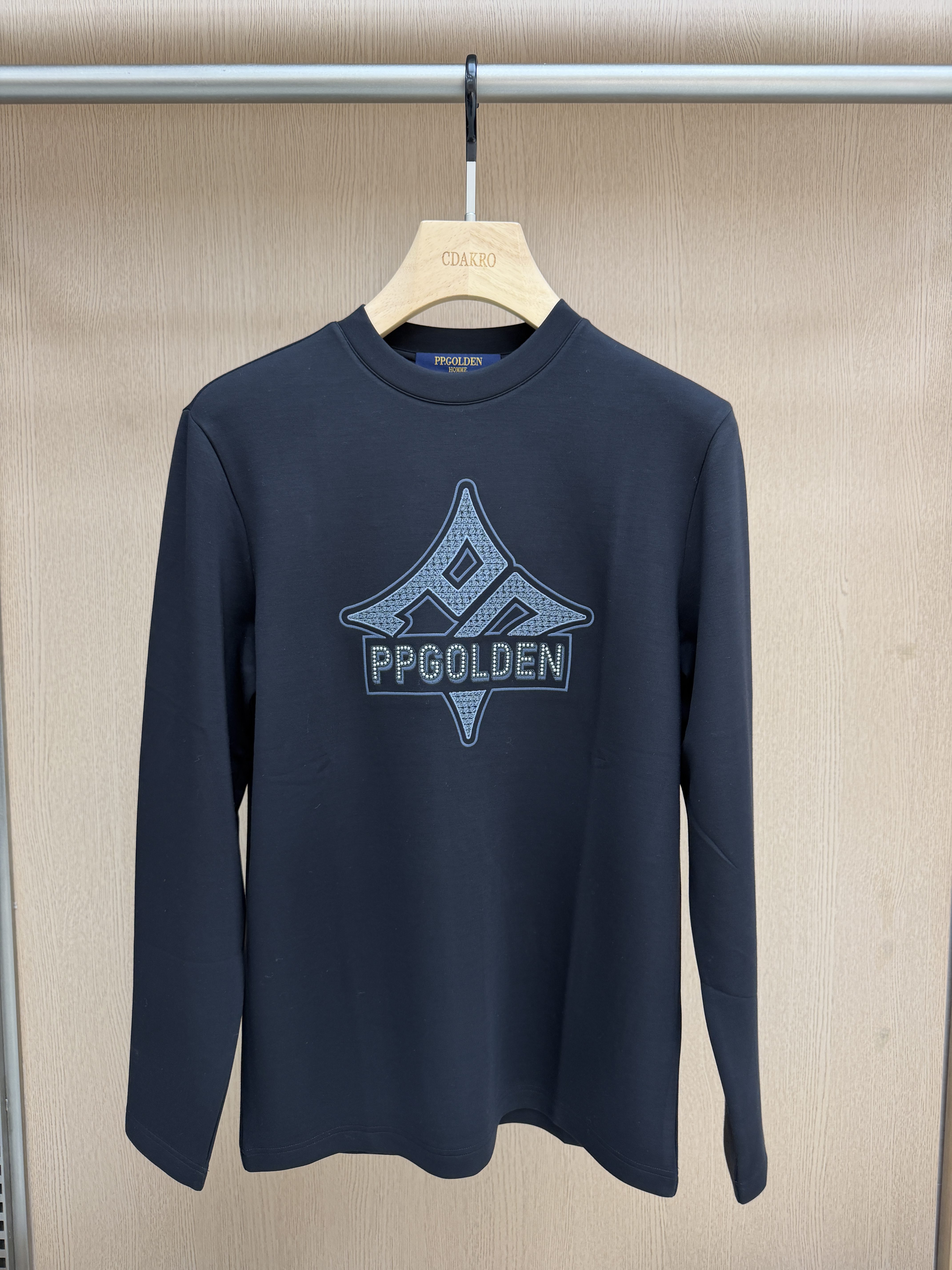 PP.GOLDEN男装26秋冬新款长袖T恤字母印花钉珠休闲款GTC01638633