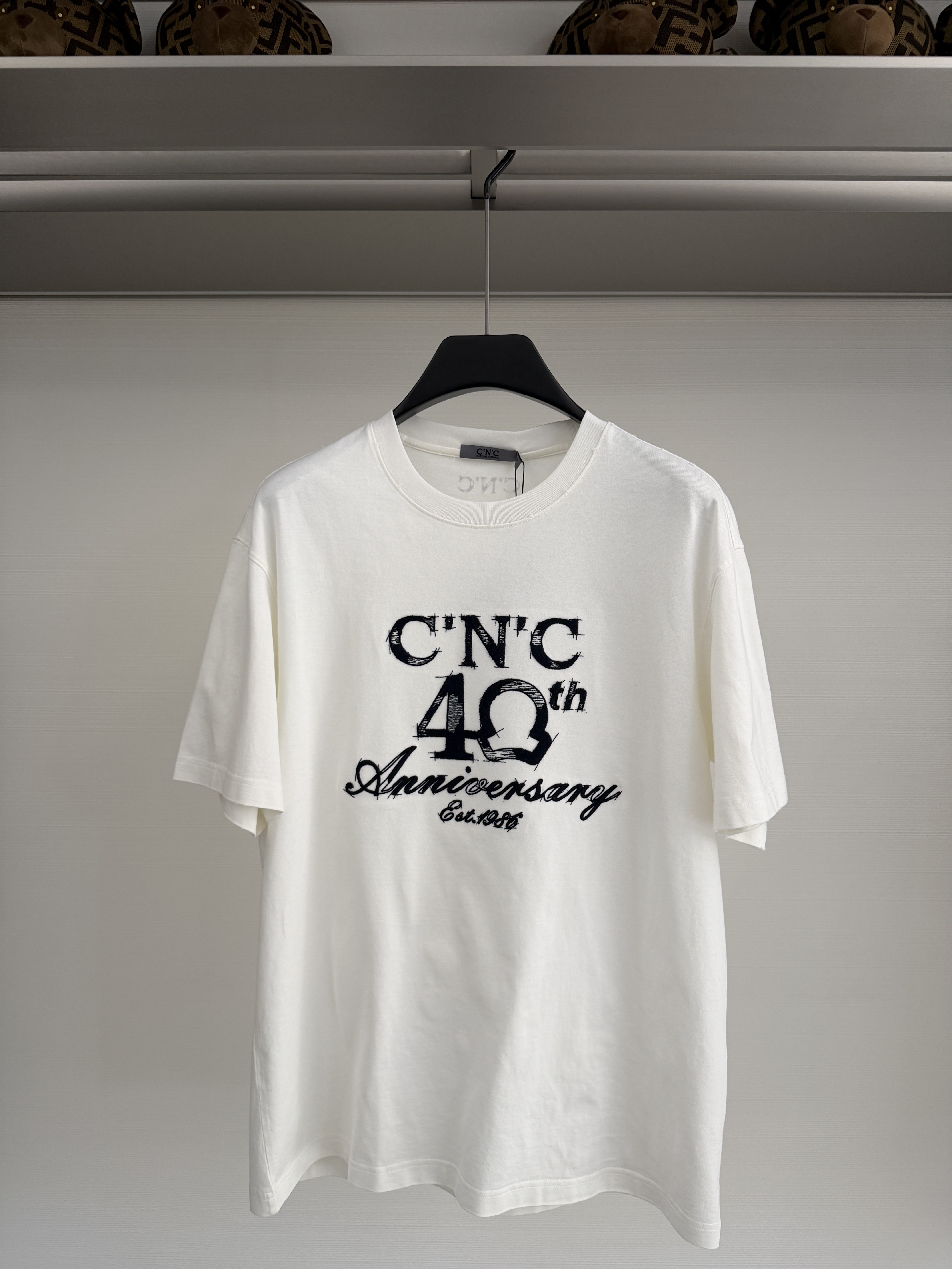 CNC 26春夏新款 男士时尚字母数字logo刺绣短袖T恤 811H262068