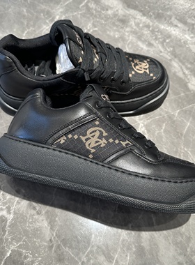 CNC 25新款 男士时尚百搭字母拼色系带厚底休闲板鞋 811F305326