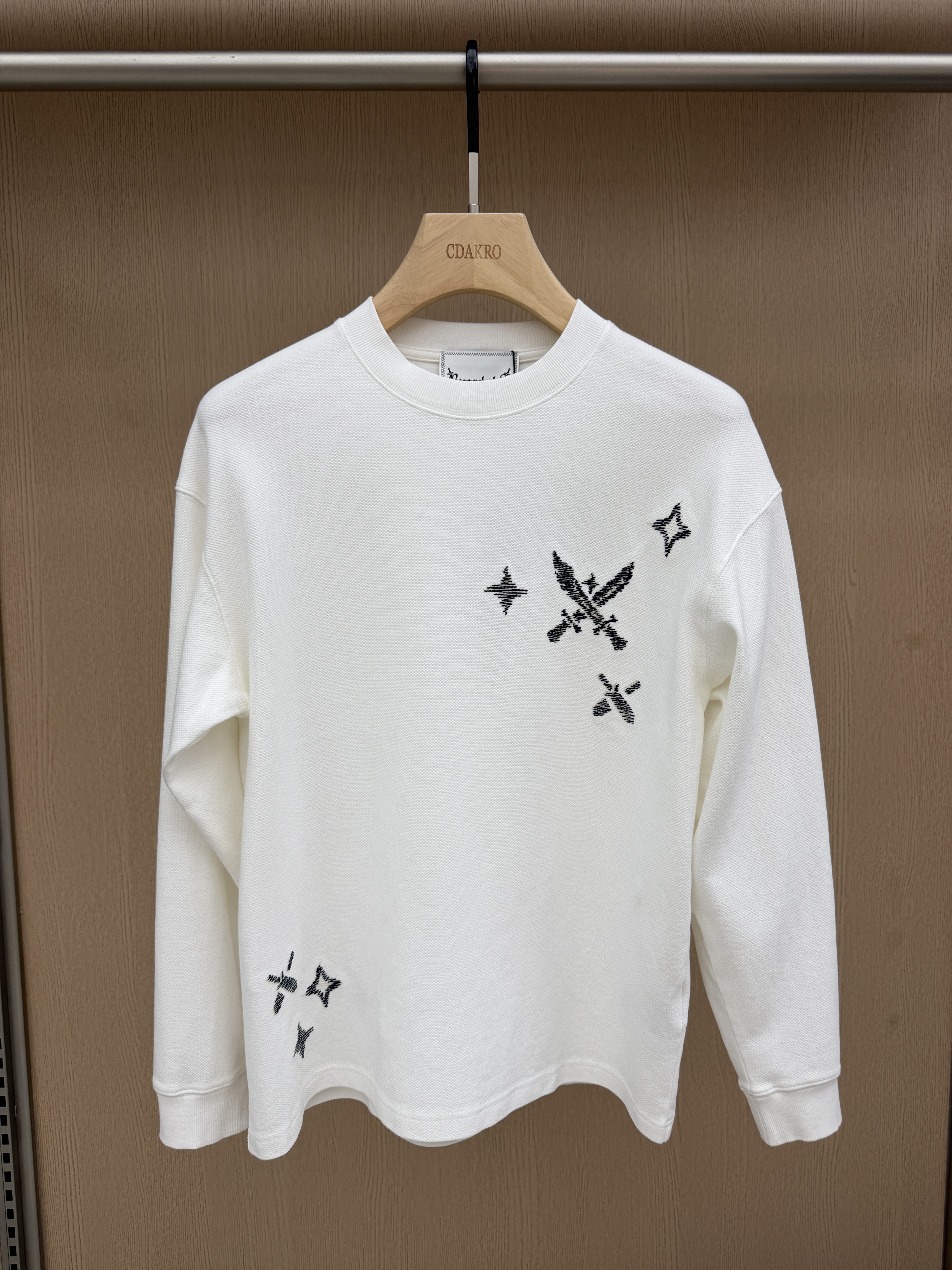 Dartin Bonaparto男装26秋冬新款长袖T恤时尚刺绣款SDJ2615357