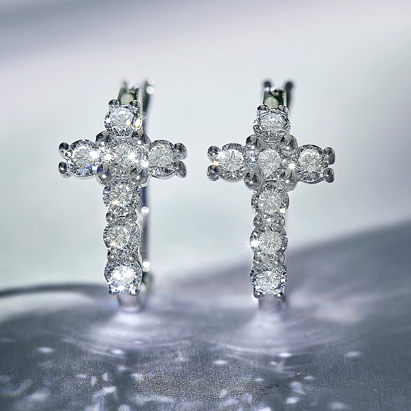十字架培育钻石耳环PT950铂金