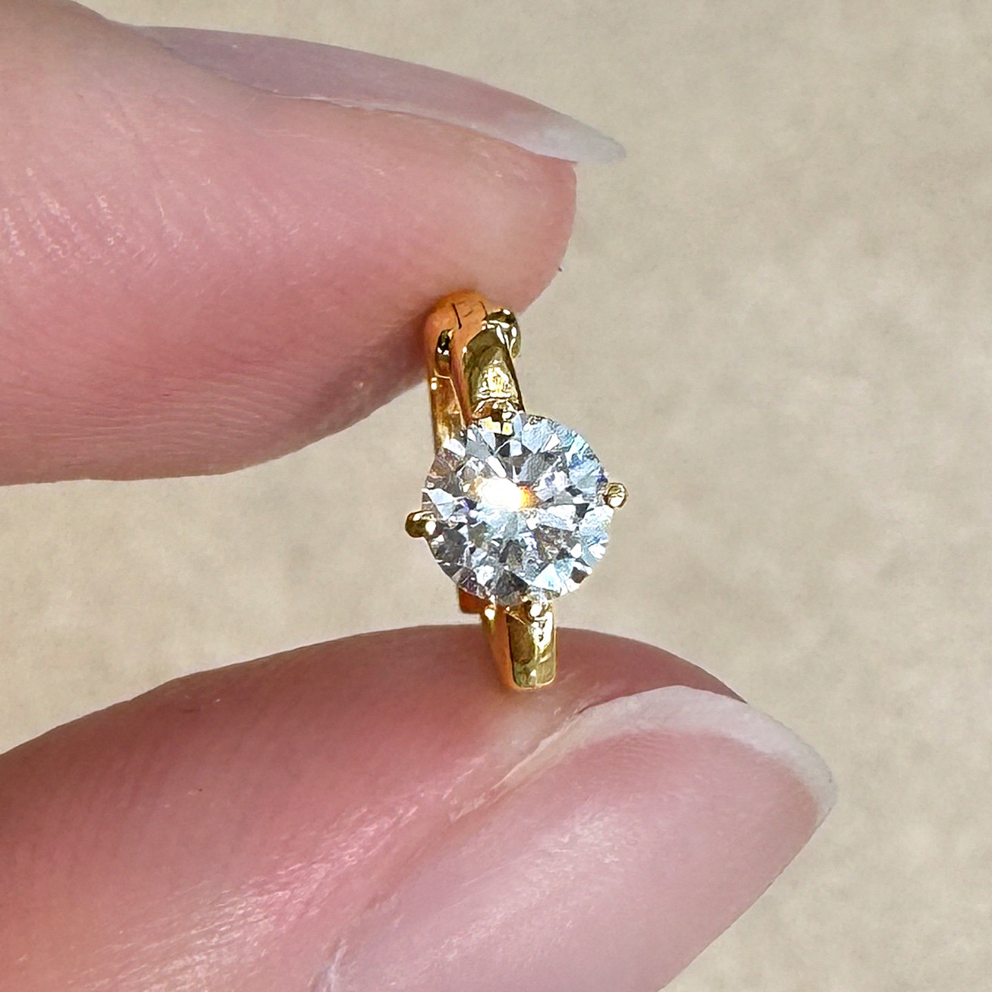 单钻耳环18k金 睡觉不摘系列彩金耳扣时髦包耳小耳圈培育钻耳饰,珠宝/钻石/翡翠,耳饰,淘宝优惠券,粉丝福利购,淘宝优惠卷