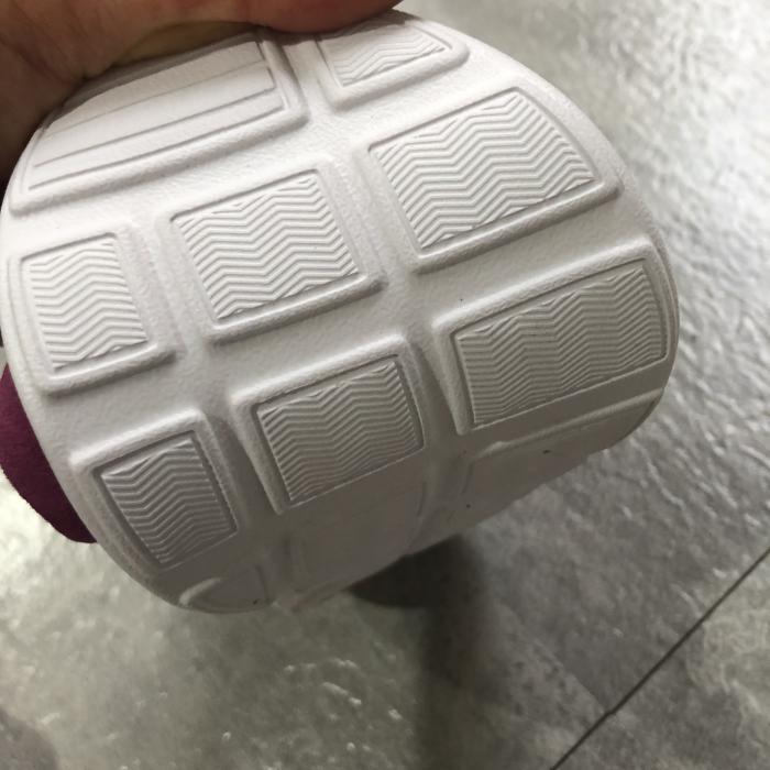 真皮女鞋清倉不退換尺碼偏小半碼