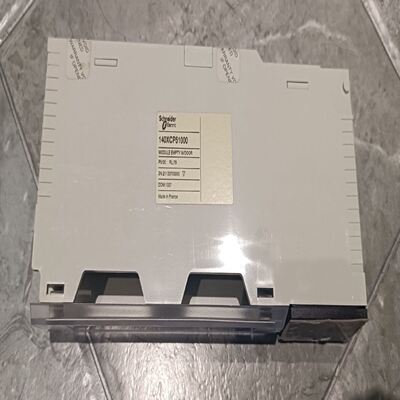 140PLC空槽，140XCP51000,没包