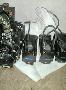 安川伺服电机，型号SGMMS-09ADC6C，三相200V，