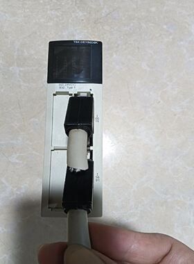 TSXDEY32D2KPLC模块,有七块，成色