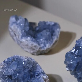 PRAY天然天青石晶簇平静心灵的天使水晶摆件风水精品蓝水晶