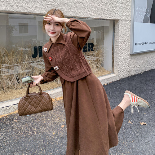 翻领女长袖花朵时尚针织毛衣马甲长裙收腰两件套6070P140K208