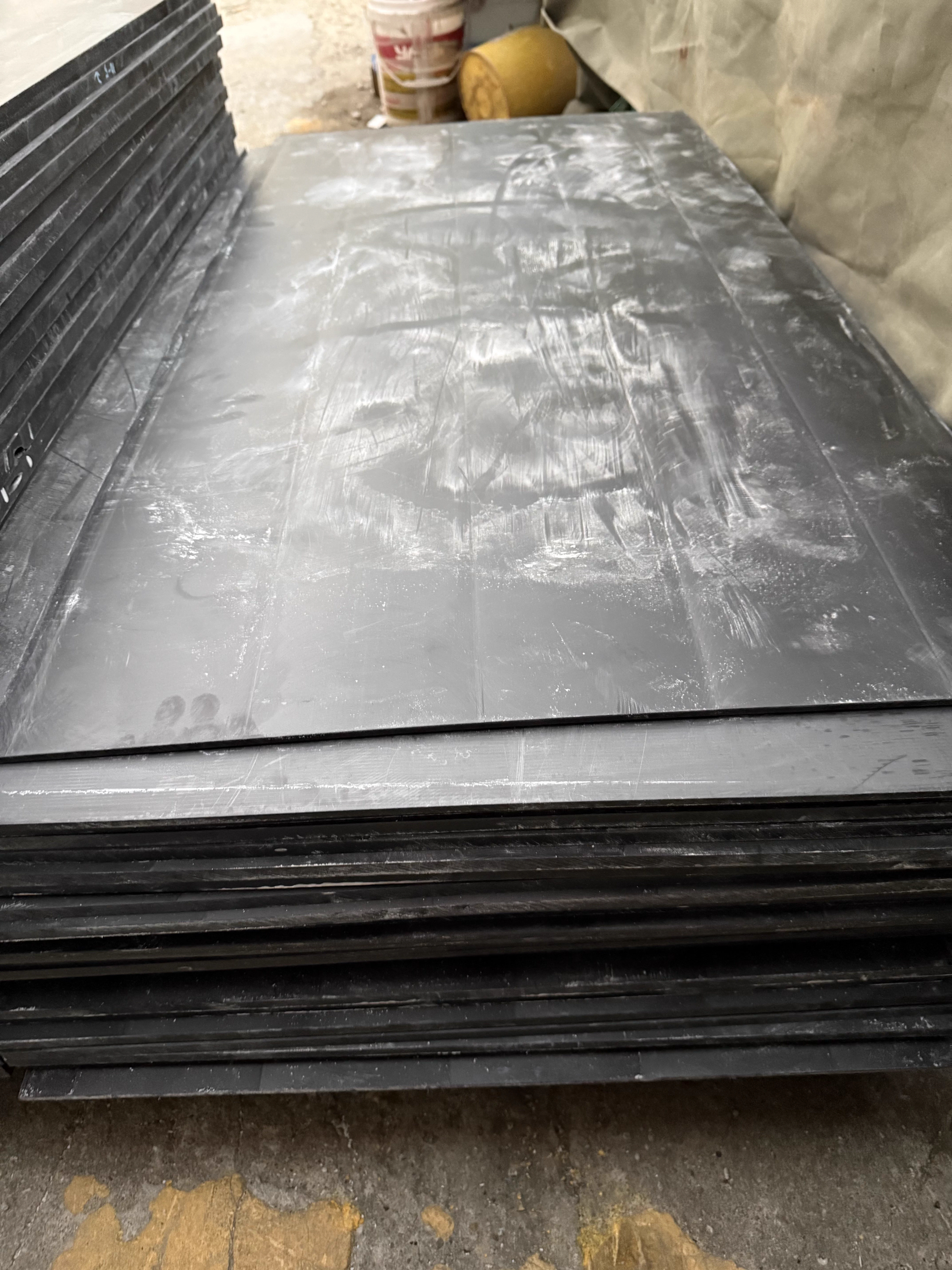 日本POLYPENCO MC501CDR系列黑色防静电尼龙板材R2,R6,R9