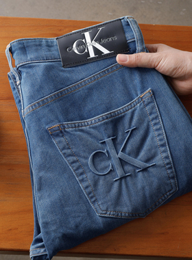 正品Calvin Klein男士taper楔形牛仔裤时尚休闲长裤潮新品J323792