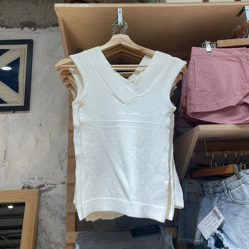 BM新款美式复古V领针织背心