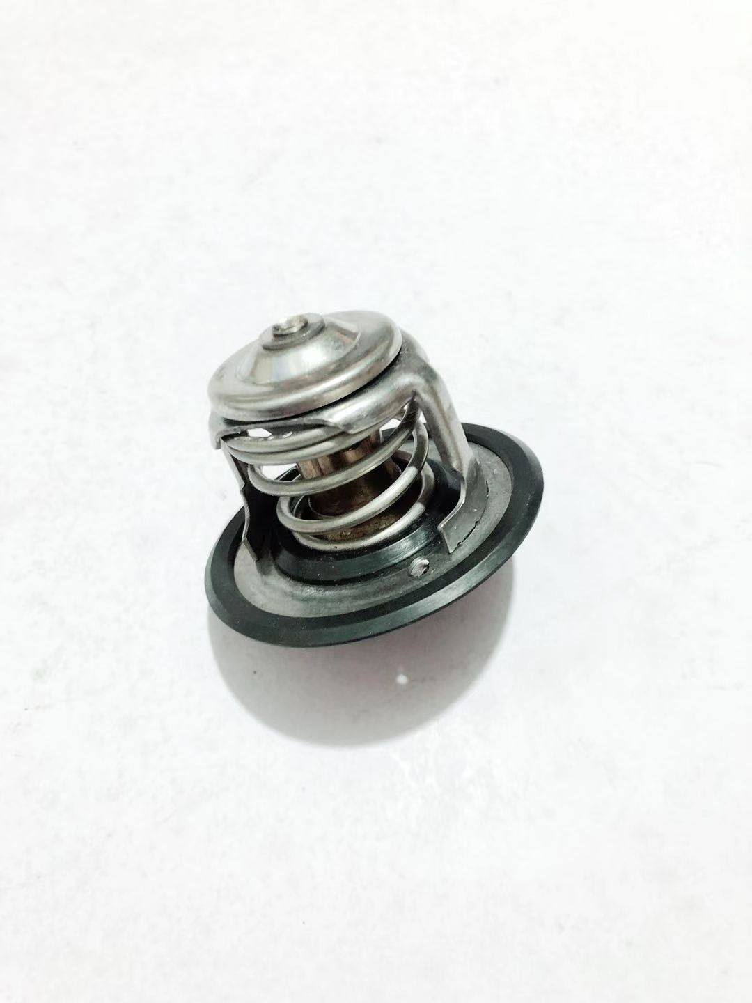 福迪揽福 雄狮F22云内D19 节温器发动机节温器调温器D19TC