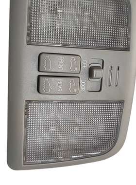 适用东风风行CM7室内顶灯中厢灯灯阅读灯新菱智M5LM3F600天窗开关