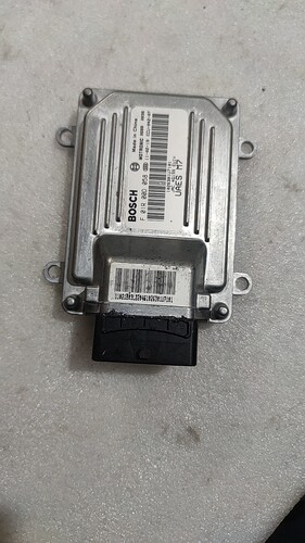 适用江淮和悦三箱发动机电脑板ECU电脑F01R00D058