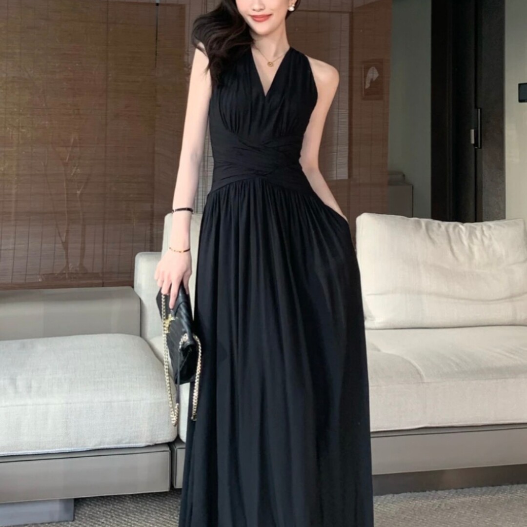 JIJINQI气质显瘦黑色连衣裙夏季新款时尚收腰小黑裙