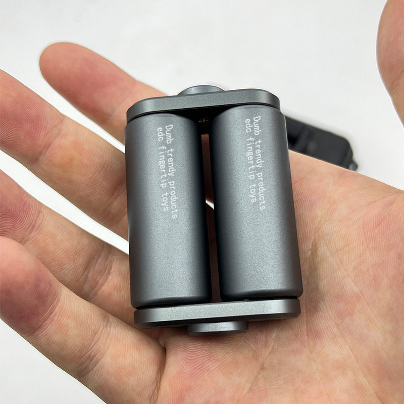 潮玩极轮指尖陀螺不锈钢滚轮玩具解压减压铝合金手部按摩礼品