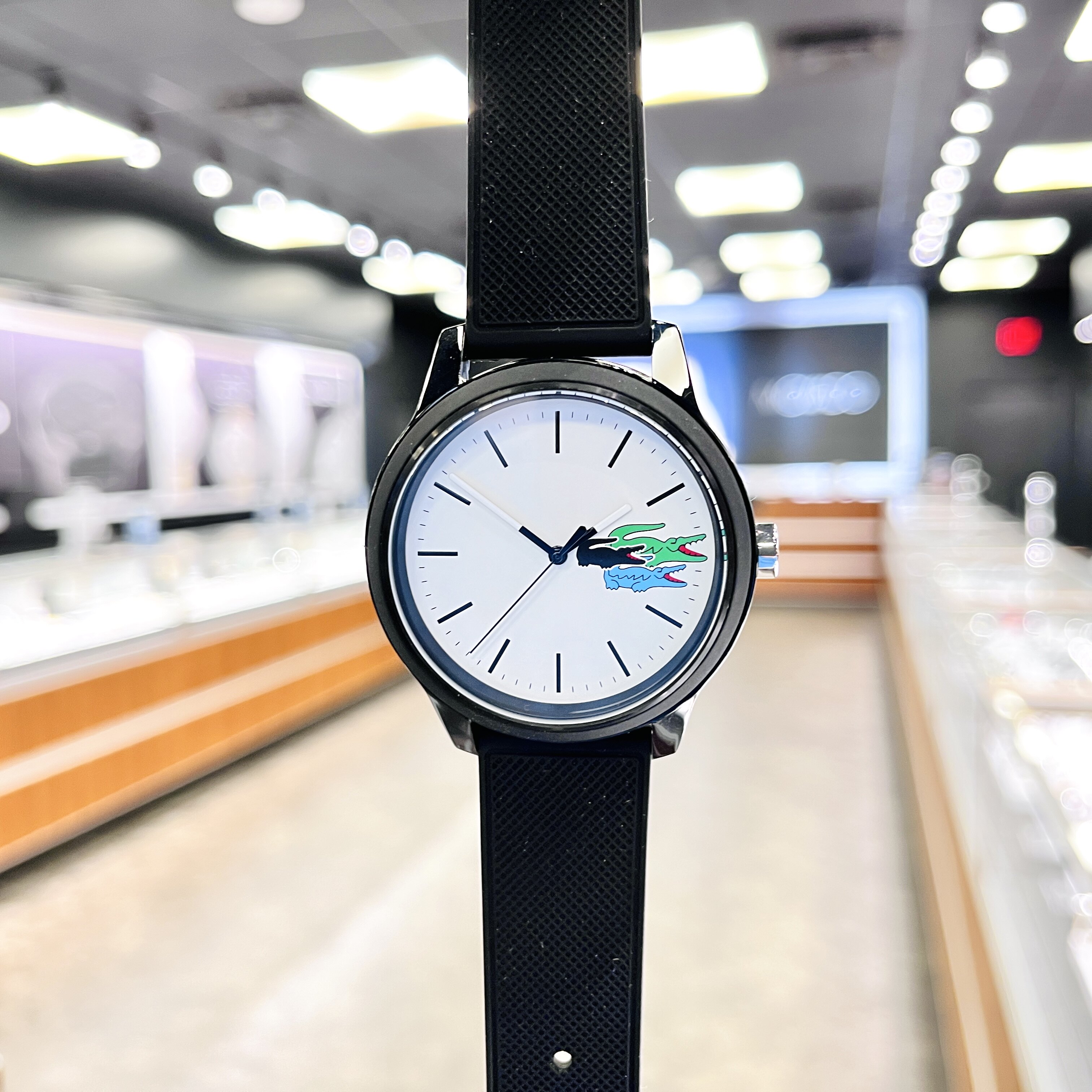 美国代购直邮 lacoste 鳄鱼新款黑色硅胶白盘款防水石英运动手表