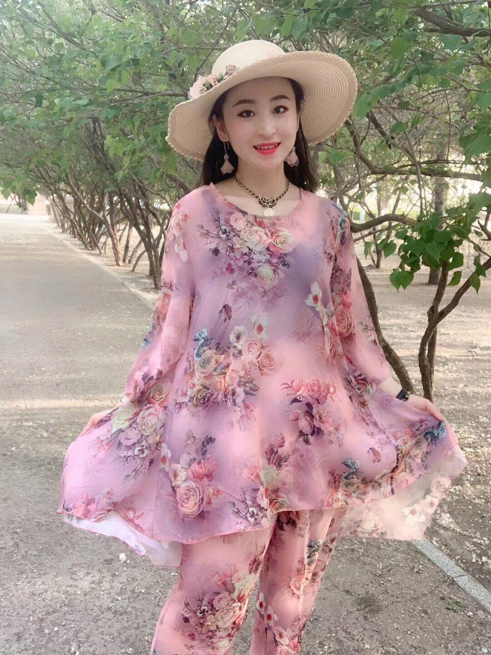 夏季女新款两件套妈妈宽松碎花雪纺印花套装网红休闲套装上衣裤子