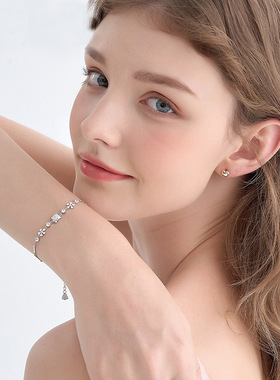 樱花凯蒂猫手链女HelloKitty小众设计轻奢简约百搭花朵文艺小