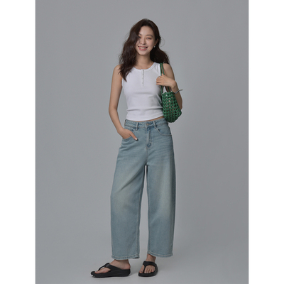 复古清爽水洗浅蓝九分牛仔裤