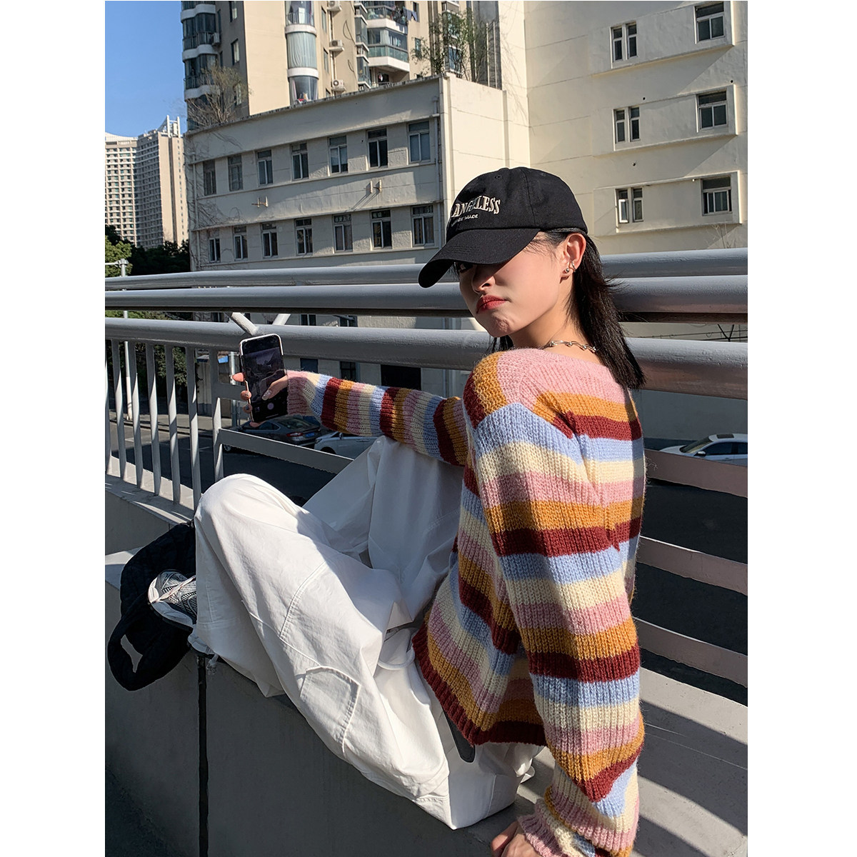 SIXI四喜家春季 复古撞色彩虹条纹针织开衫女减龄洋气短款薄外套