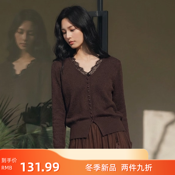 法式气质V领拼接蕾丝开叉针织衫