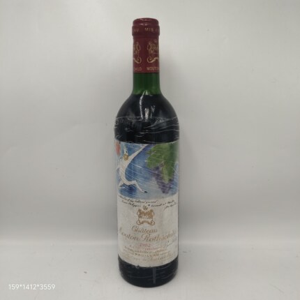 1982年木桐酒庄正牌干红葡萄酒木桐红酒法国波尔多一级庄